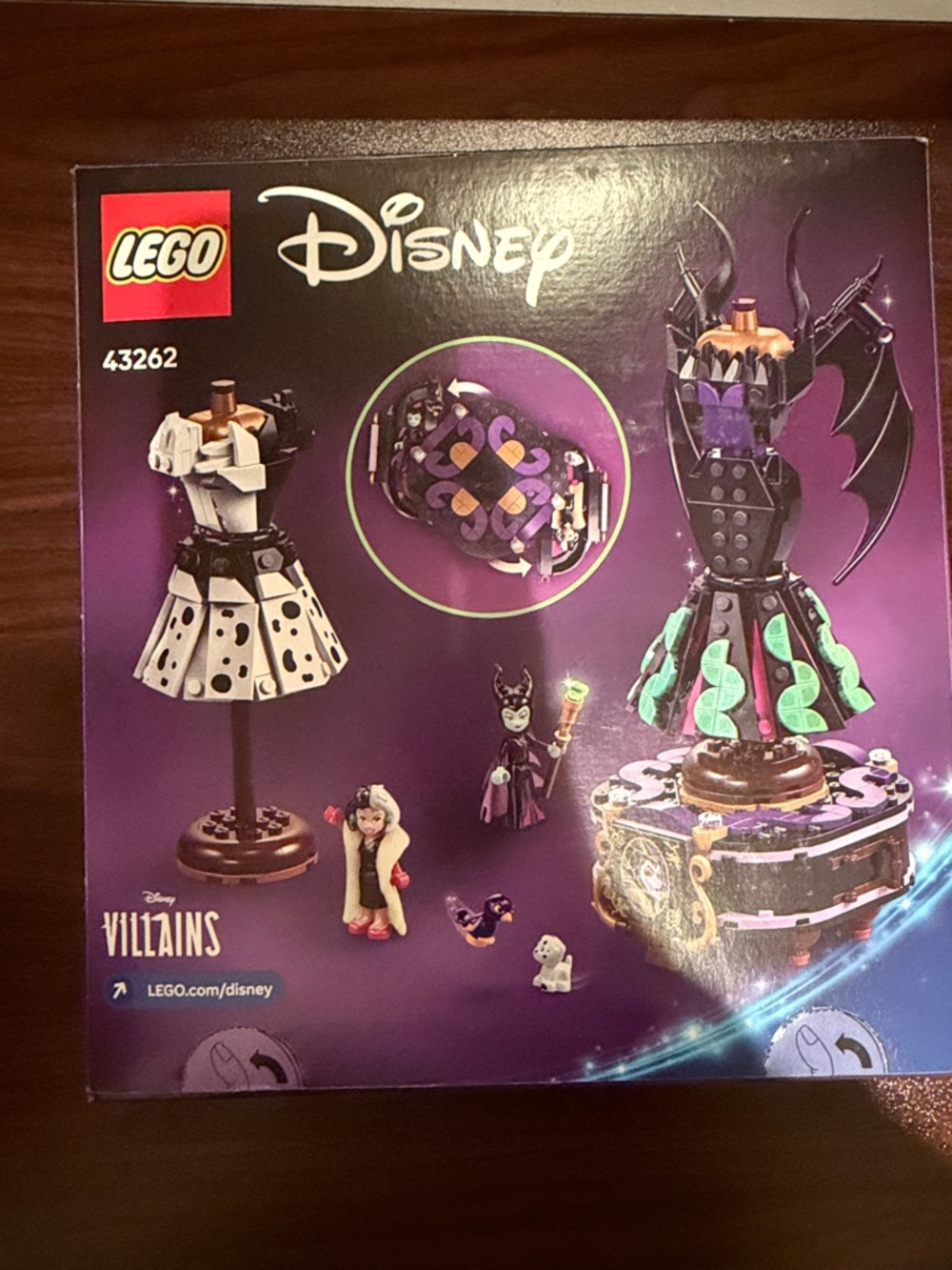 LEGO Disney Villains Maleficent’s and Cruella De Vil’s Dresses - Purple & Black - Picture 2 of 2